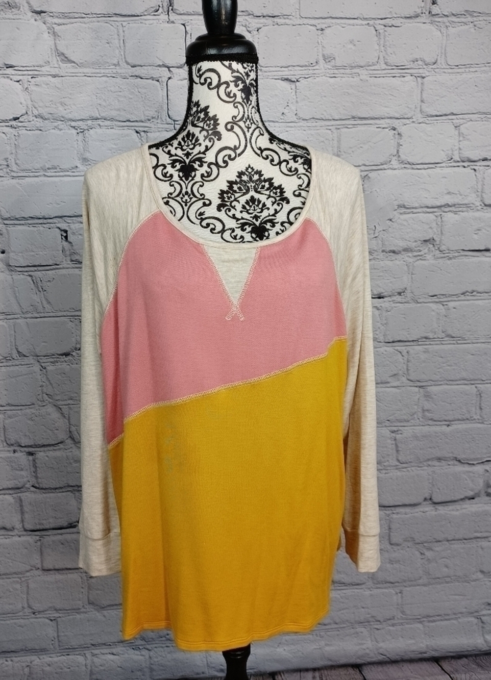 Ava James women's long sleeve stretch knit NWT plus size 2x top patch work b5